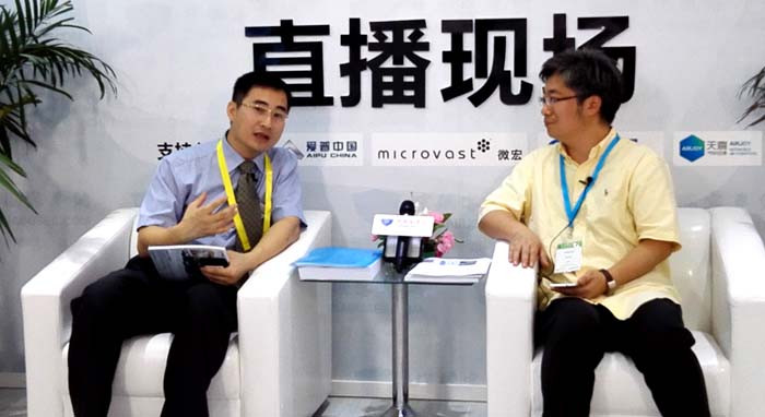 金旅客車(chē)，由內(nèi)而外的國(guó)際化馳騁者