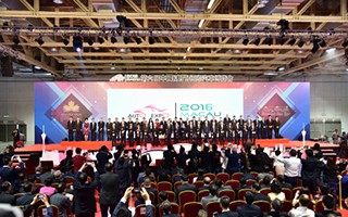 擦亮“中國(guó)制造”招牌 金旅客車亮相港澳地區(qū)最大車展