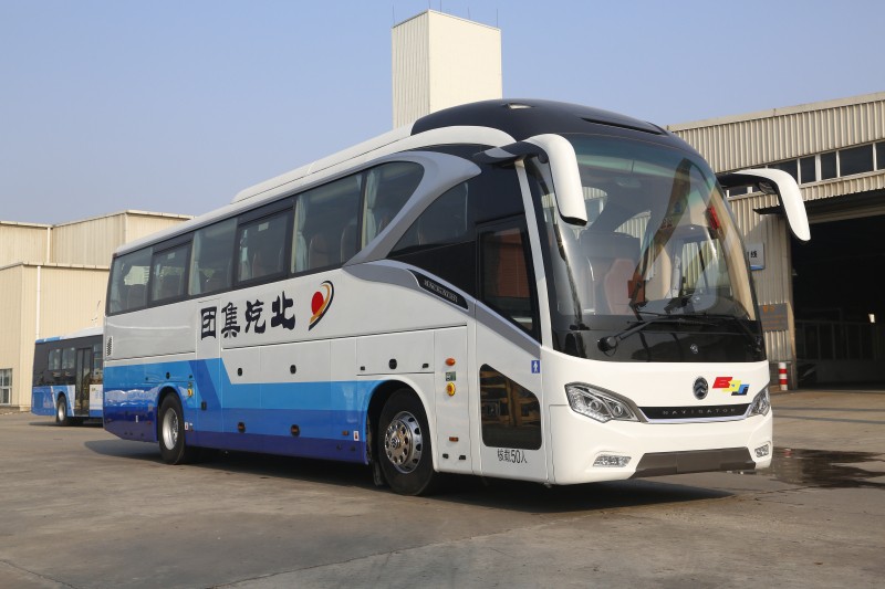 兩會(huì)老兵 新品亮相——金旅客車(chē)連續(xù)22年服務(wù)全國(guó)兩會(huì)