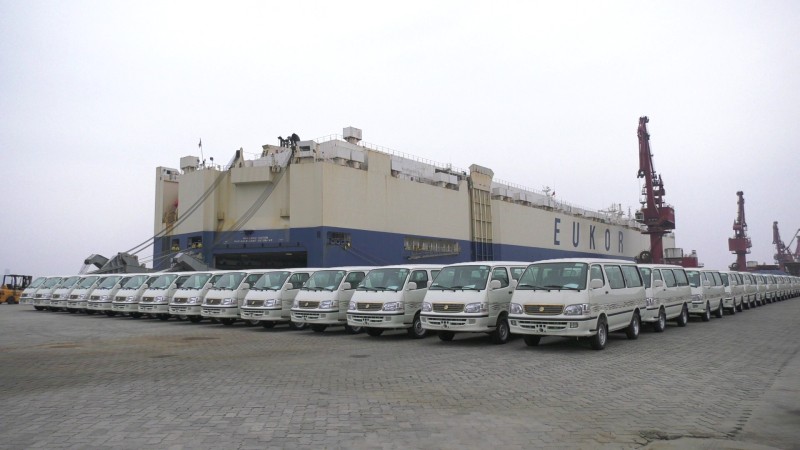 沒有人比我更懂非洲——金旅客車走進(jìn)非洲（1）