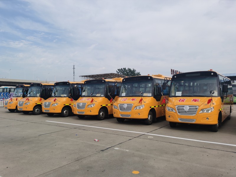 管理搞上去、收費(fèi)降下來(lái)！起底鹽阜校車(chē)安全運(yùn)營(yíng)背后的秘密