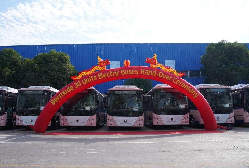 探秘！首次進(jìn)入百慕大的國(guó)產(chǎn)公交車(chē)長(zhǎng)啥樣