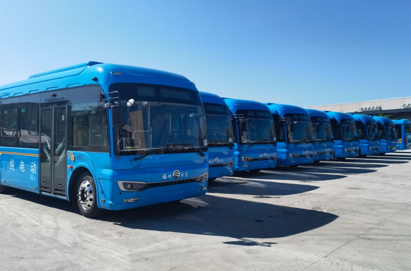 又見(jiàn)“福州藍(lán)”，153臺(tái)金旅北極星公交車上崗福州