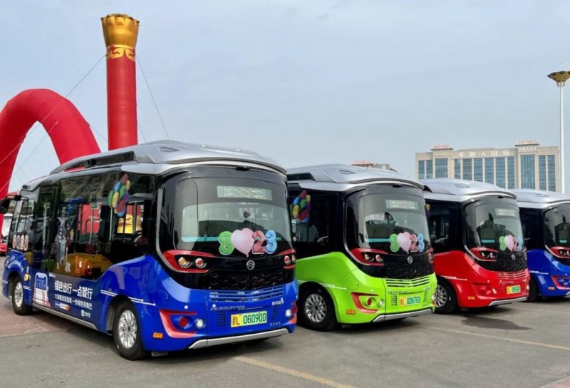 金旅星辰浪漫開跑，山西省首條微循環(huán)公交線投入運(yùn)營