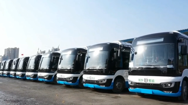 金旅北極星交付上線，銻都公交展開新畫卷