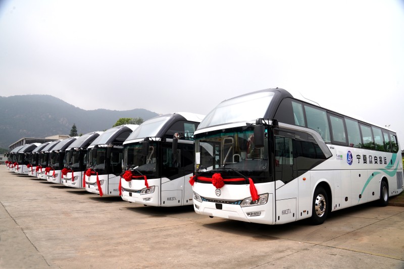 寧夏旅游市場火熱 客運(yùn)公司青睞金旅客車