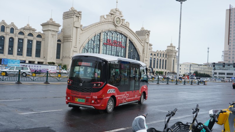 金旅星辰點(diǎn)亮牡丹江，微循環(huán)巴士繪制城市出行新畫卷