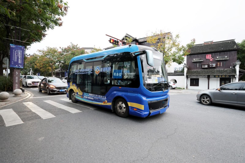 “烏鎮(zhèn)時(shí)間”，金旅“馳睿”再成“互聯(lián)網(wǎng)之光”