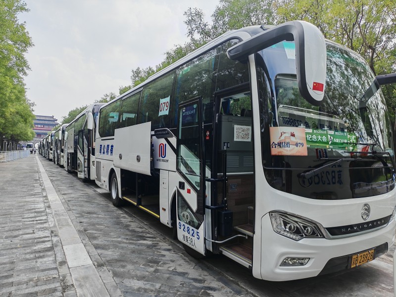 金旅客車光榮護航九三閱兵，以卓越品質(zhì)守護國家盛事